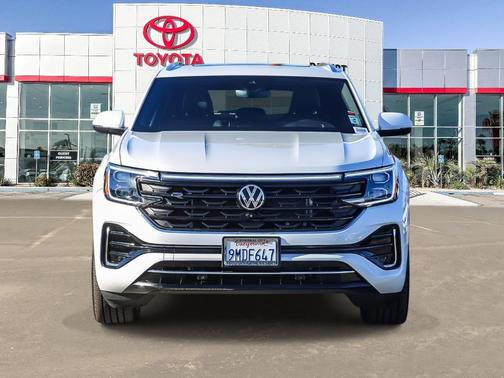 2024 Volkswagen Atlas Cross Sport 2.0T SEL Premium R-Line