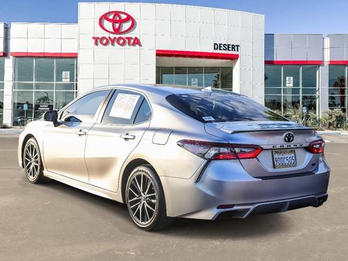 2023 Toyota Camry SE