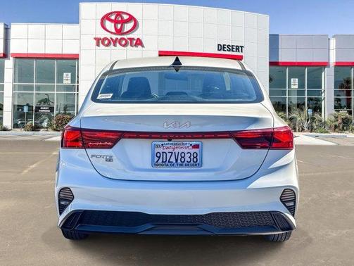 Clear White 2023 Kia Forte LX