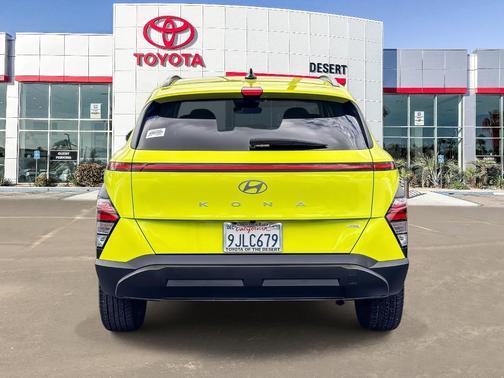 2024 Hyundai KONA SEL