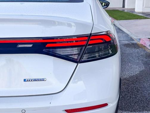 2024 Honda Accord Hybrid EX-L