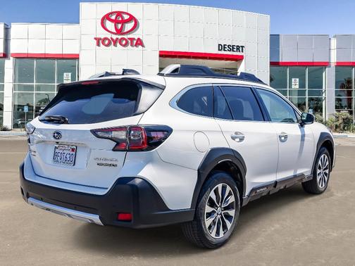 2023 Subaru Outback Touring XT