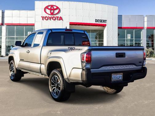 2022 Toyota Tacoma SR5