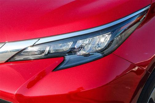 2025 Toyota Sienna XLE 8 Passenger