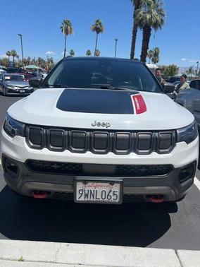 Bright White Clearcoat 2022 Jeep Compass Trailhawk