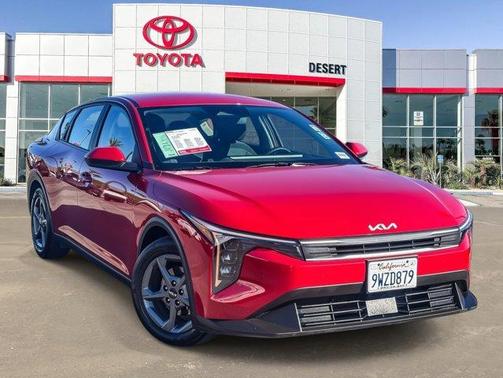 Currant Red 2025 Kia K4