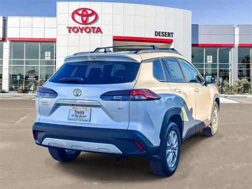 2026 Toyota Corolla Cross LE