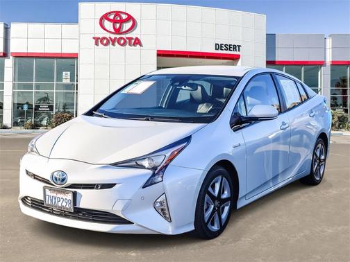 2017 Toyota Prius Four Touring