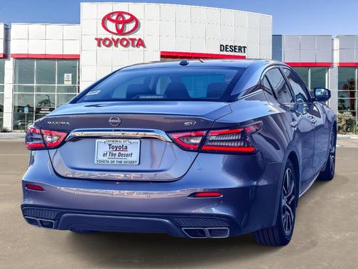 2023 Nissan Maxima SV