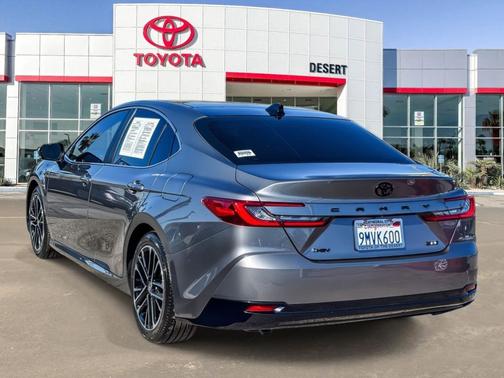 Metal 2025 Toyota Camry XLE