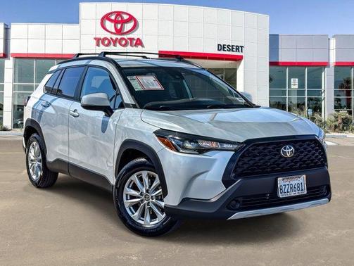 Wind Chill Pearl 2022 Toyota Corolla Cross LE