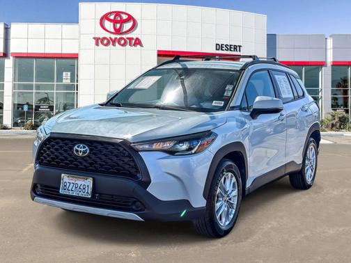 Wind Chill Pearl 2022 Toyota Corolla Cross LE