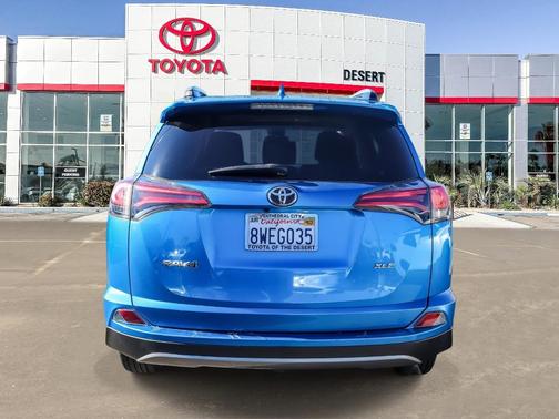 2017 Toyota RAV4 XLE