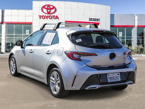 2022 Toyota Corolla Hatchback SE
