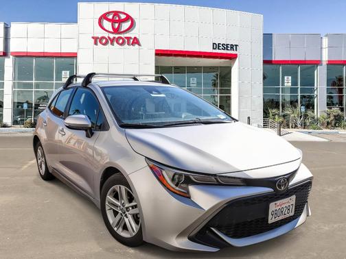 2022 Toyota Corolla Hatchback SE