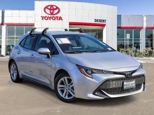 2022 Toyota Corolla Hatchback SE