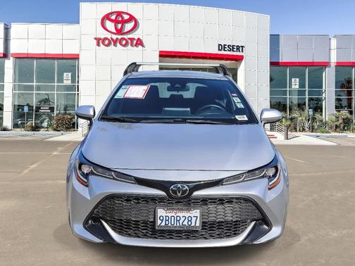 2022 Toyota Corolla Hatchback SE