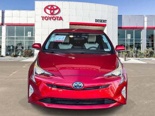 2018 Toyota Prius Three Touring