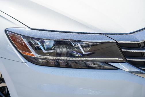 2022 Volkswagen Passat 2.0T SE