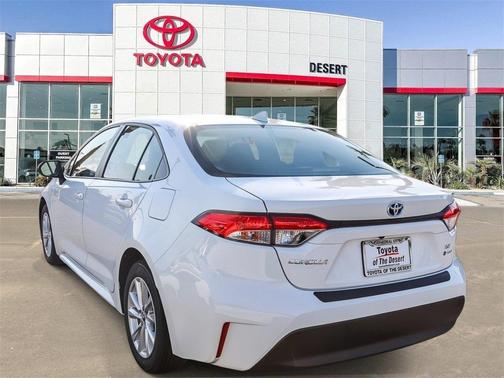 2025 Toyota Corolla Hybrid LE