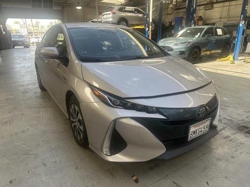 2020 Toyota Prius Prime XLE