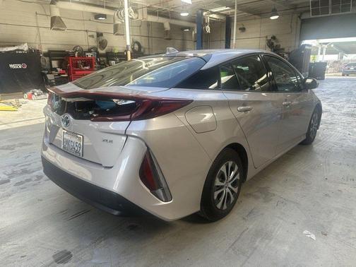2020 Toyota Prius Prime XLE