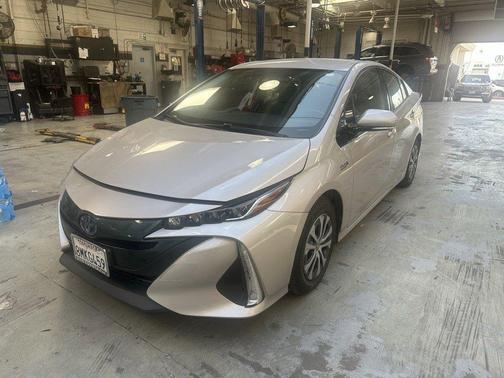 2020 Toyota Prius Prime XLE