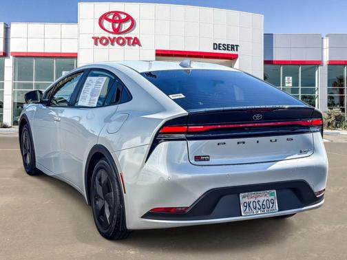 Wind Chill Pearl 2024 Toyota Prius LE