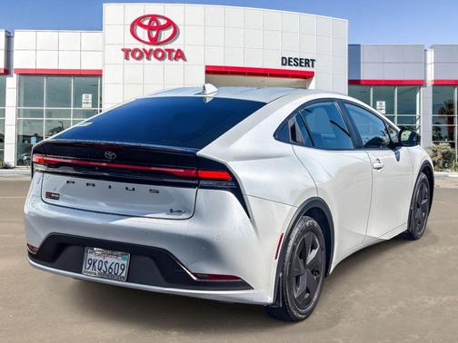 Wind Chill Pearl 2024 Toyota Prius LE