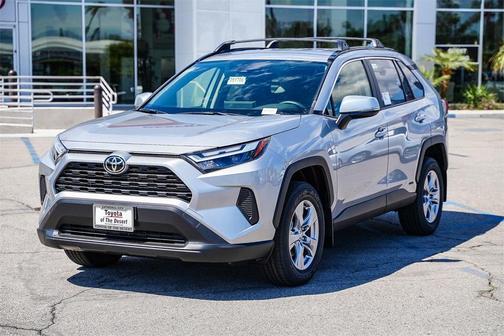 2025 Toyota RAV4 Hybrid LE