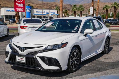 2023 Toyota Camry SE