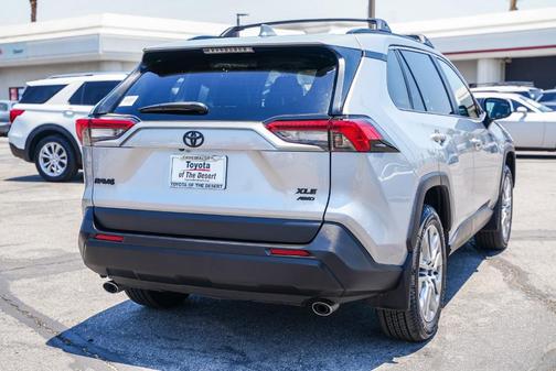 2022 Toyota RAV4 XLE Premium