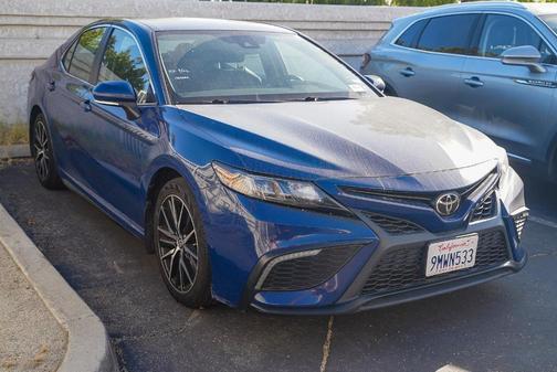 2023 Toyota Camry SE