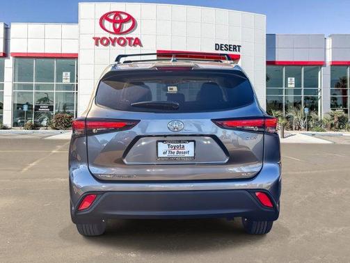 2025 Toyota Highlander Hybrid XLE