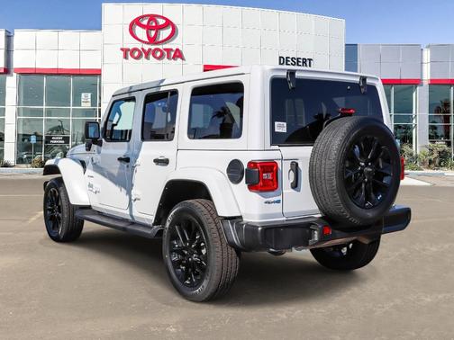 2022 Jeep Wrangler Unlimited 4xe Sahara