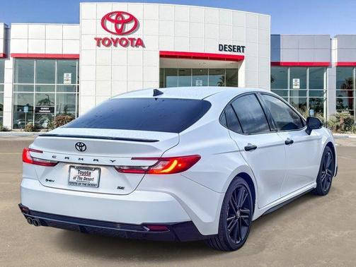 Ice 2026 Toyota Camry Nightshade