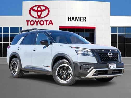 2t Gry Blk Roof 2024 Nissan Pathfinder Rock Creek