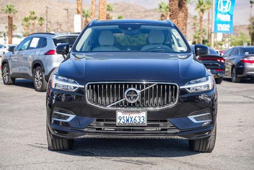 2018 Volvo XC60 Recharge Plug-In Hybrid T8 Inscription