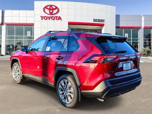 2025 Toyota RAV4 XLE Premium