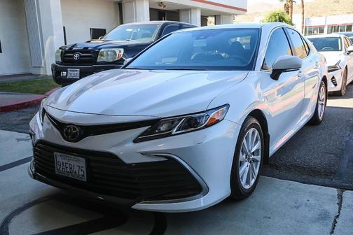 2022 Toyota Camry LE