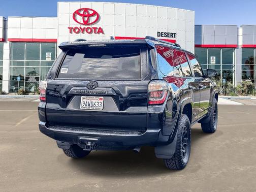 2022 Toyota 4Runner SR5 Premium
