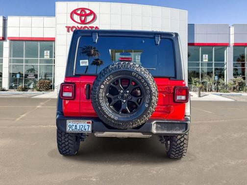 Firecracker Red Clearcoat 2022 Jeep Wrangler Unlimited Sport