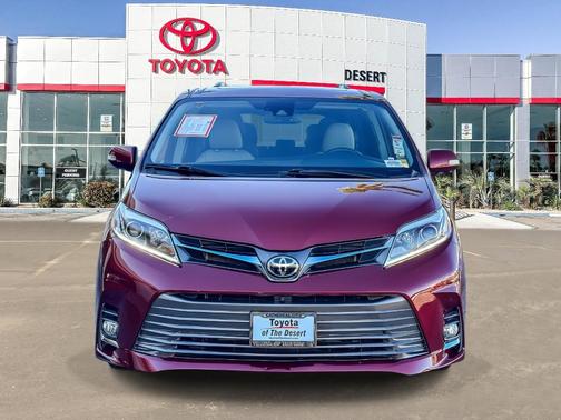 2020 Toyota Sienna Limited Premium