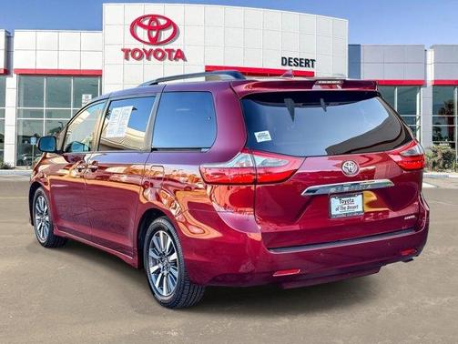 2020 Toyota Sienna Limited Premium