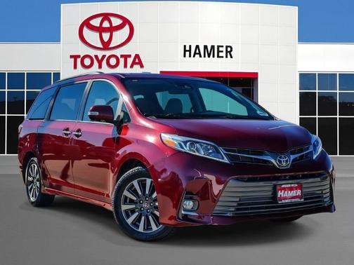 2020 Toyota Sienna Limited Premium