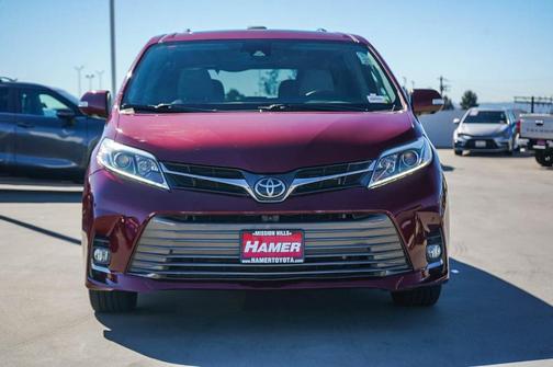 2020 Toyota Sienna Limited Premium