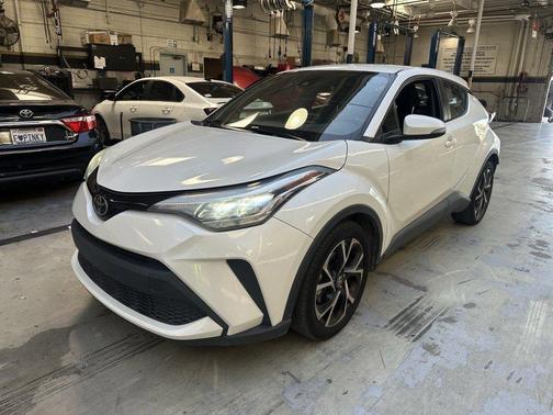 2021 Toyota C-HR LE