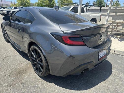 2024 Toyota GR86 Premium