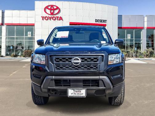 2023 Nissan Frontier S