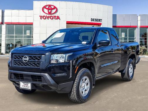 2023 Nissan Frontier S